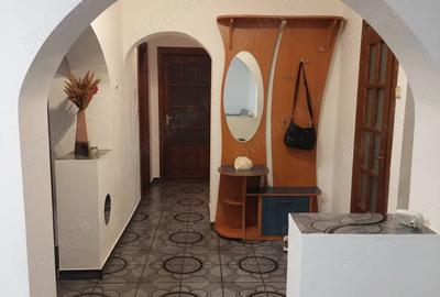 Apartament cu 3 camere decomandat în Lăpuș - 4