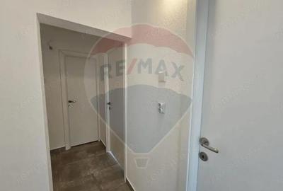 Apartament de vanzare - 5