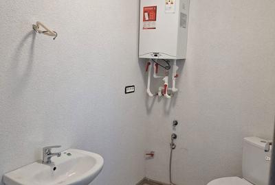Casă cu 3 camere cu Teren 250 Mp în Berceni - 2