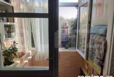 Apartament 2 camere semidecomandat, zona Piata Mica, Radauti - 1