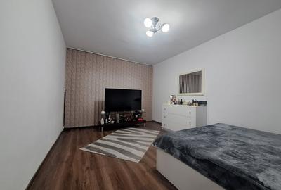 Apartament cu 3 camere decomandat - bloc izolat - zona Lipovei - 2