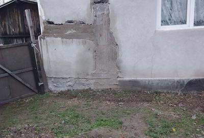 Casă cu 5 camere cu Teren 2000 Mp în Central - 3