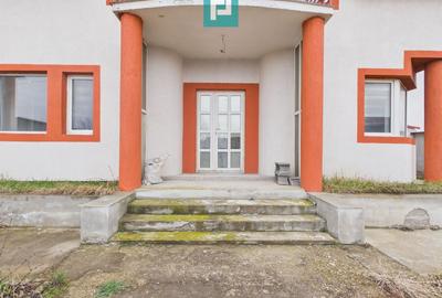 Casă individuală cu 4 camere cu Canalizare în Episcopia Bihorului - 1