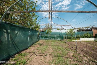 Casă cu 2 camere cu Garaj în Islaz - 16