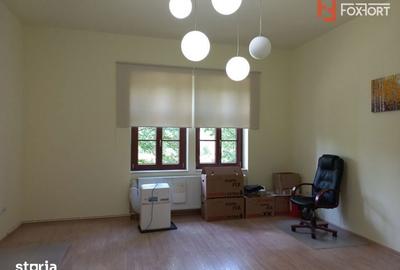 Apartament cu 3 camere decomandat în Badea Cârțan - 5