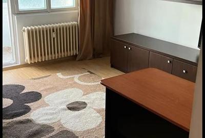 Apartament o camera decomandat, etaj intermediar- Bd Poitiers, Continental - 1