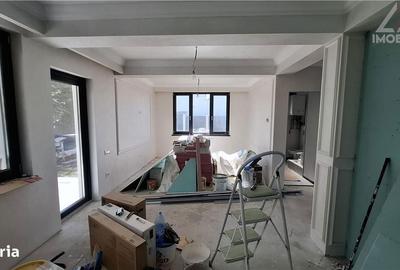 Casă cu 5 camere cu Teren 550 Mp în Rediu