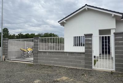 Casă cu 3 camere cu Teren 330 Mp în Moșnița Nouă - 2