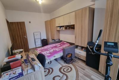 Garsonieră decomandată, mobilată în Bucium - 2