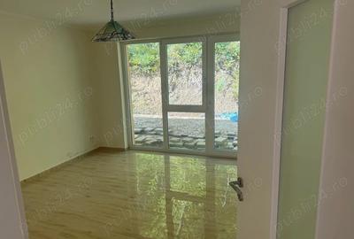 Casă cu 6 camere în Slimnic - 4