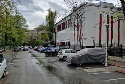 APARTAMENT CU 4 CAMERE DE VANZARE IN ZONA 1 DECEMBRIE 1918 la 132000 EUR - 2