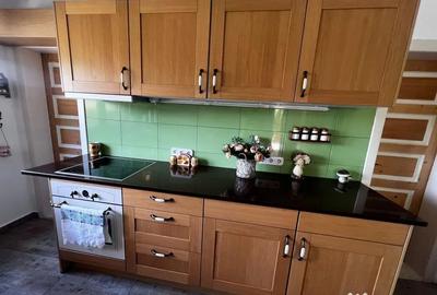 Casă cu 5 camere cu Teren 936 Mp în Central - 3