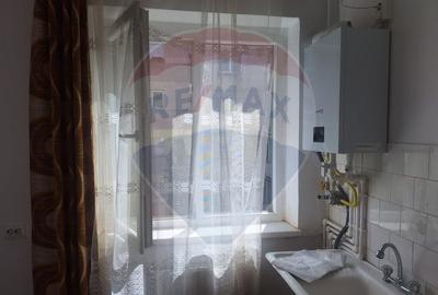 Apartament cu 2 camere in zona Central Simeria, Hunedoara - 13