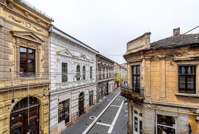 Apartament spatios cu 3 camere de LUX pe Metianu Comision 0 - 6