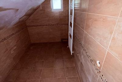 Casă cu 5 camere cu Teren 1000 Mp în Ceuaș - 16