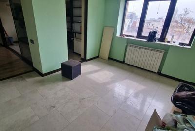 Apartament cu 4 camere în Victoriei - 14