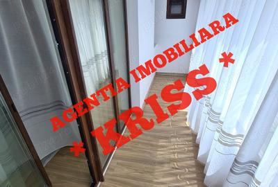 Apartament cu 4 camere decomandat în Central - 14