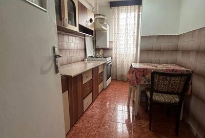 Apartament cu 4 camere în Central - 1
