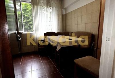 Apartament cu 3 camere decomandat în Colentina - 1