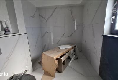 Casă cu 5 camere cu Teren 550 Mp în Rediu - 2