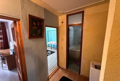 Apartament cu 4 camere decomandat în Cug - 11