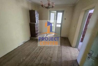 Casă cu 4 camere cu Teren 1416 Mp în Leordeni - 11