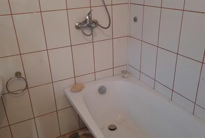 Casă cu 4 camere cu Teren 800 Mp în Păulești - 8