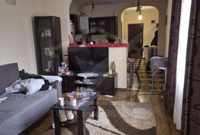 Casa, curte comuna, cu 3 apartamente separate, zona Garii, Cluj-Napoca - 1