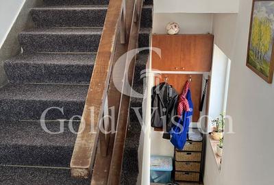 Casă cu 4 camere în Central - 15