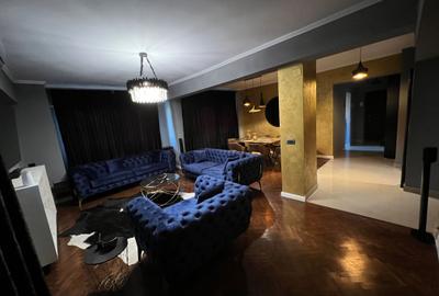 Apartament cu 4 camere în Central