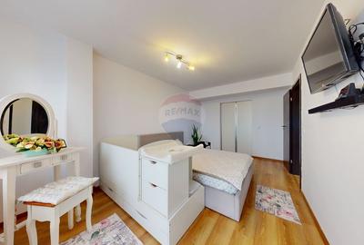 Penthouse cu 4 camere decomandat, mobilat în Sânpetru - 6