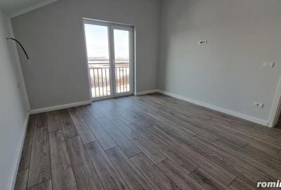 Casă cu 4 camere cu Teren 274 Mp în Remetea Mare - 3