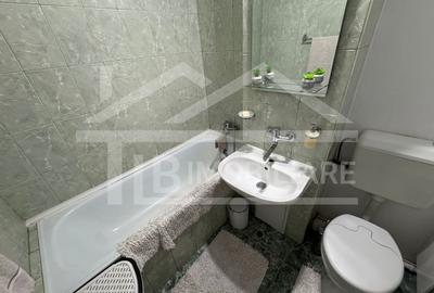 Apartament cu 2 camere decomandat în 7 Noiembrie - 8