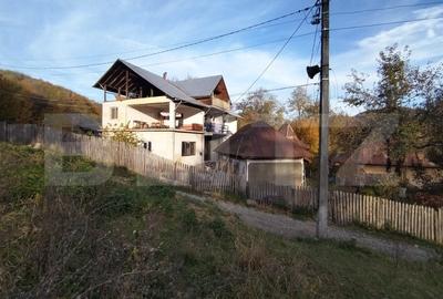 Varfuri Vila S+P+E+M, 7 camere, 2 bai, 127 mp utili