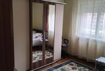 Apartament cu 3 camere semidecomandat în Central - 3