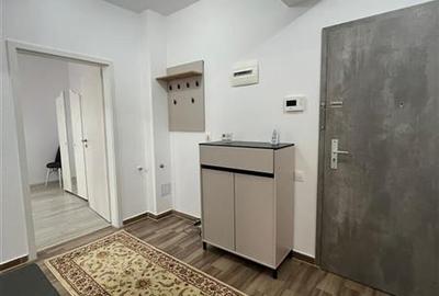 Apartament cu 2 camere decomandat, mobilat în Tractorul - 3
