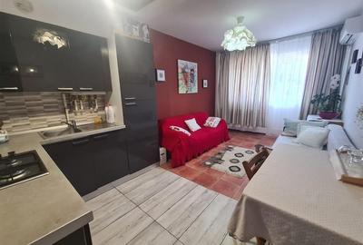 Tatarasi - Ateneu - Piata Chirila, apartament 2 camere cu geam la baie. - 2
