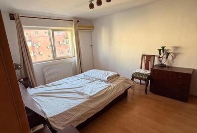 Apartament cu 3 camere semidecomandat în Girocului - 2