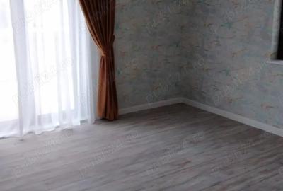 Casă cu 6 camere cu Teren 663 Mp în Crevedia - 1