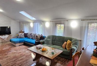 Casă cu 6 camere cu Teren 3000 Mp în Central