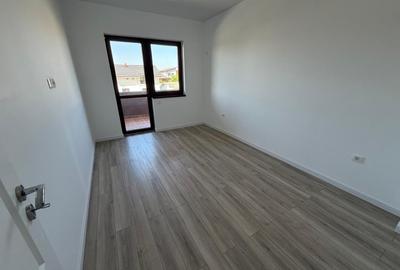 Duplex cu 4 camere cu Teren 300 Mp în Domnești - 5