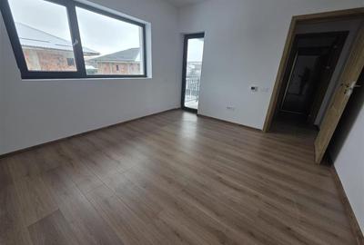 Casă individuală cu 4 camere cu Teren 320 Mp în Berceni - 14