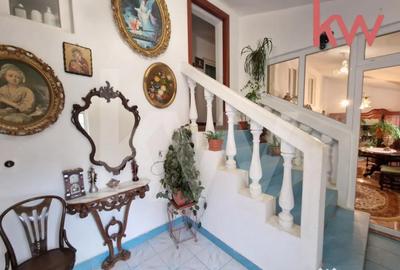 Casă cu 5 camere cu Canalizare în Central - 5