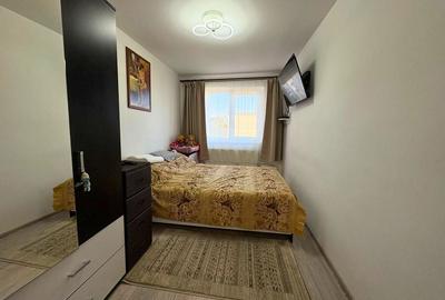 Apartament 2 camere decomandat zona Simeria (lângă piața Dolar) - 3