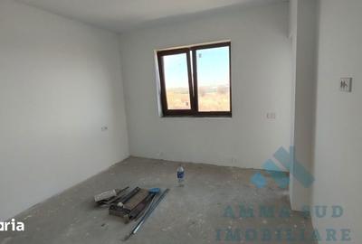 Casă cu 5 camere cu Teren 492 Mp în Glina - 17