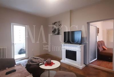 Apartament cu 4 camere semidecomandat în Andrei Mureșanu