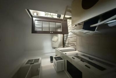 Vand apartament cu spa?iu comercial - 10