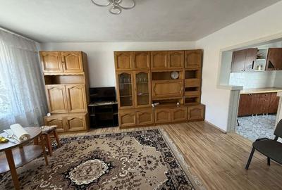 Casă cu 4 camere cu Teren 500 Mp în Central - 1