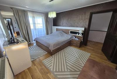 Casă cu 4 camere cu Canalizare în Vladimirescu - 6