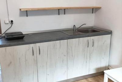 De Inchiriat locuri in camin studentesc privat De Inchiriat locuri in camin studentesc privat - 12